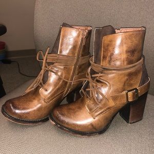 ABSOLUTELY ADORABLE BOUTIQUE WEDGES